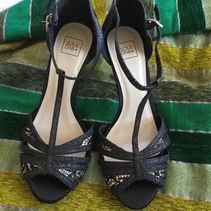 Sexy lace black sandals w/t-strap. Size 8. NWOT